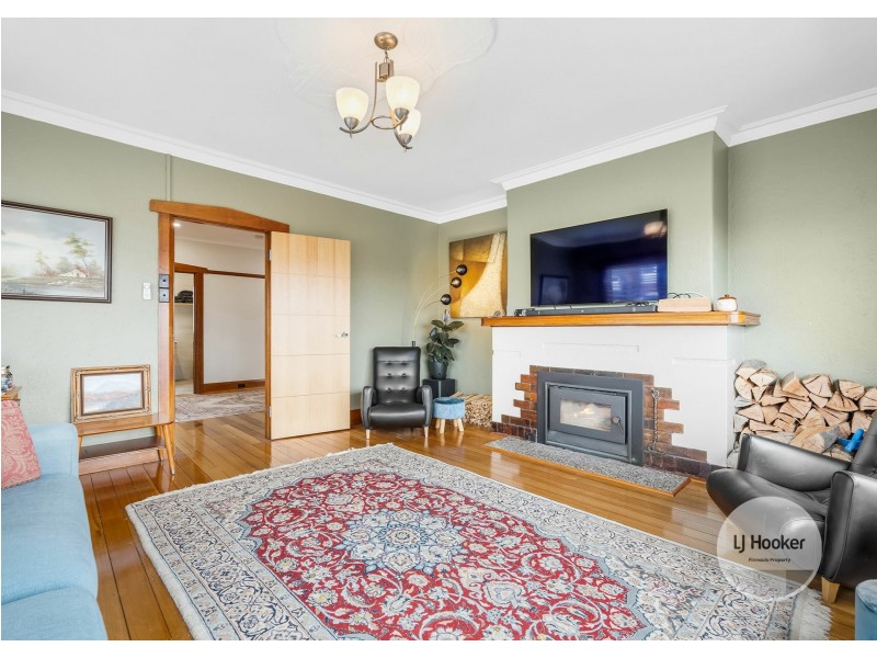 10 Wylie Crescent, West Moonah TAS 7009