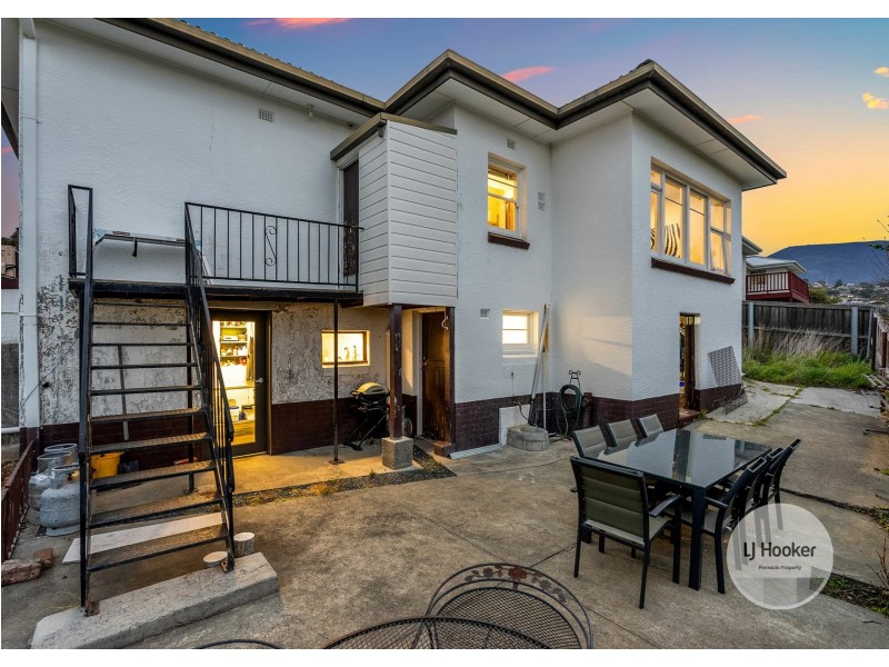 10 Wylie Crescent, West Moonah TAS 7009