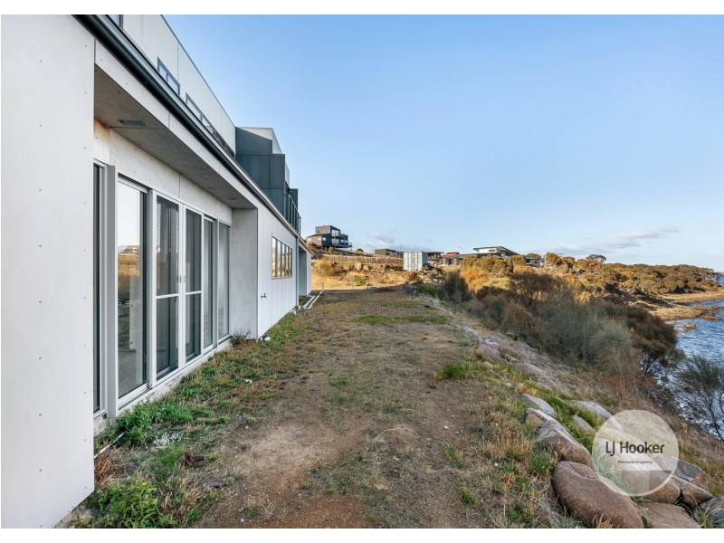 1 Casuarina Close, Primrose Sands TAS 7173