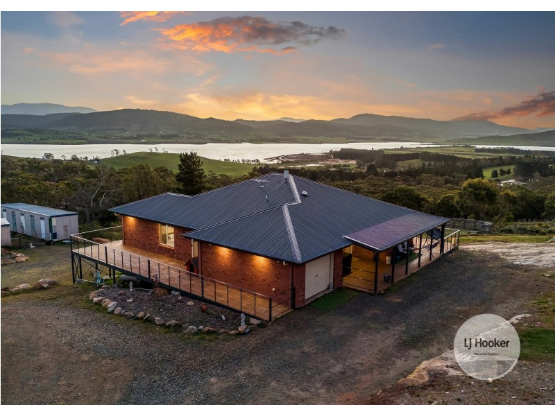 646 Shark Point Road, Penna TAS 7171