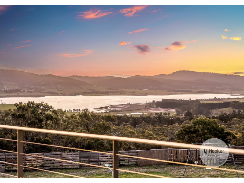 646 Shark Point Road, Penna TAS 7171