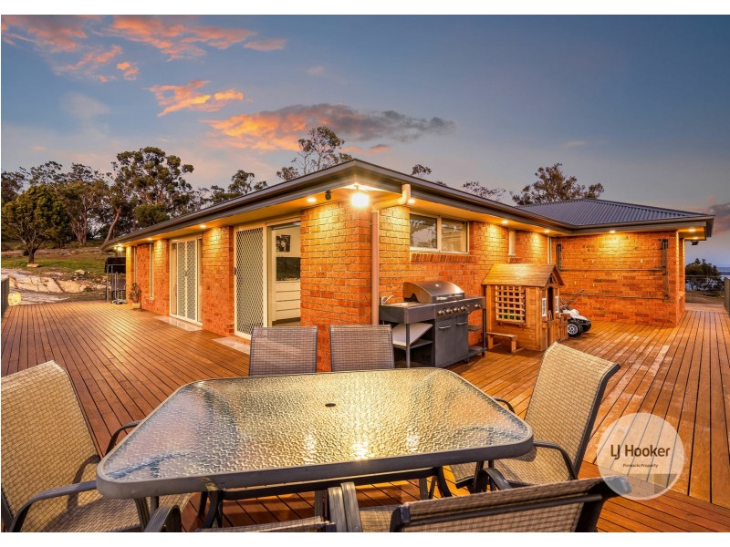 646 Shark Point Road, Penna TAS 7171