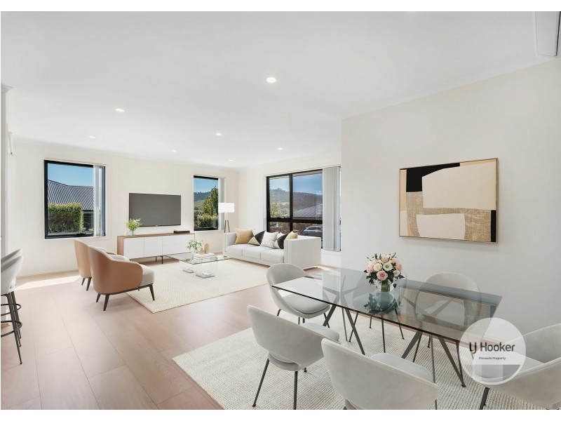 6 Ernest Road, Rokeby TAS 7019