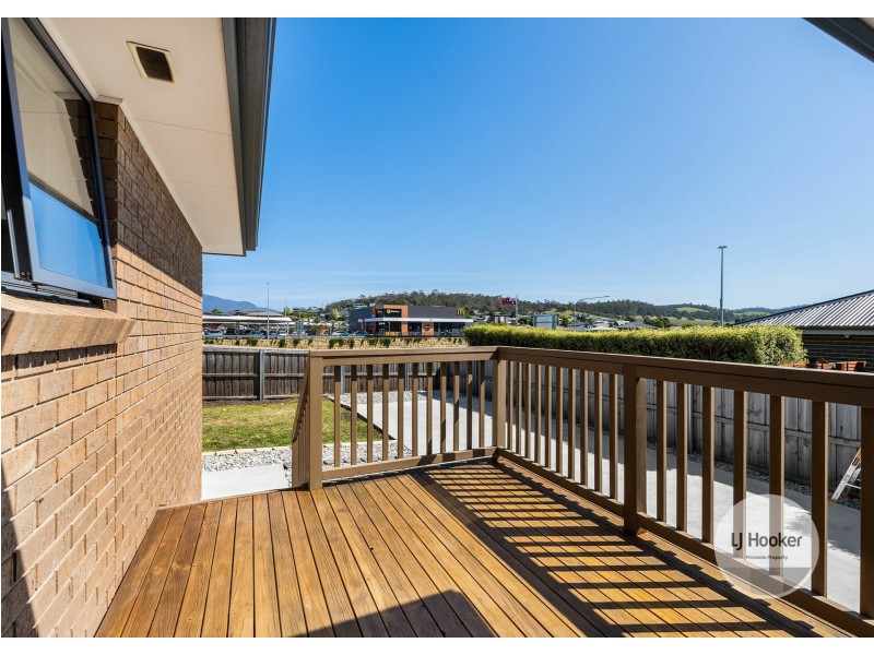 6 Ernest Road, Rokeby TAS 7019