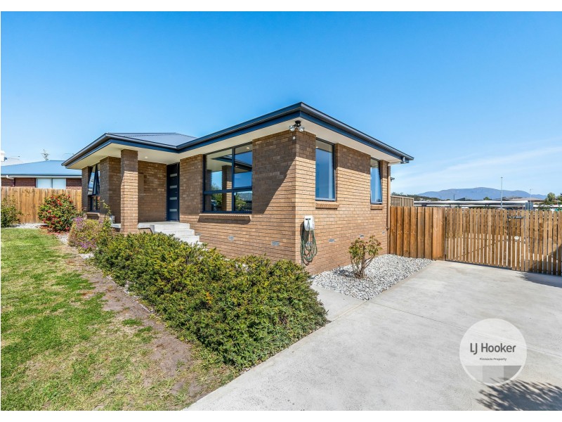 6 Ernest Road, Rokeby TAS 7019
