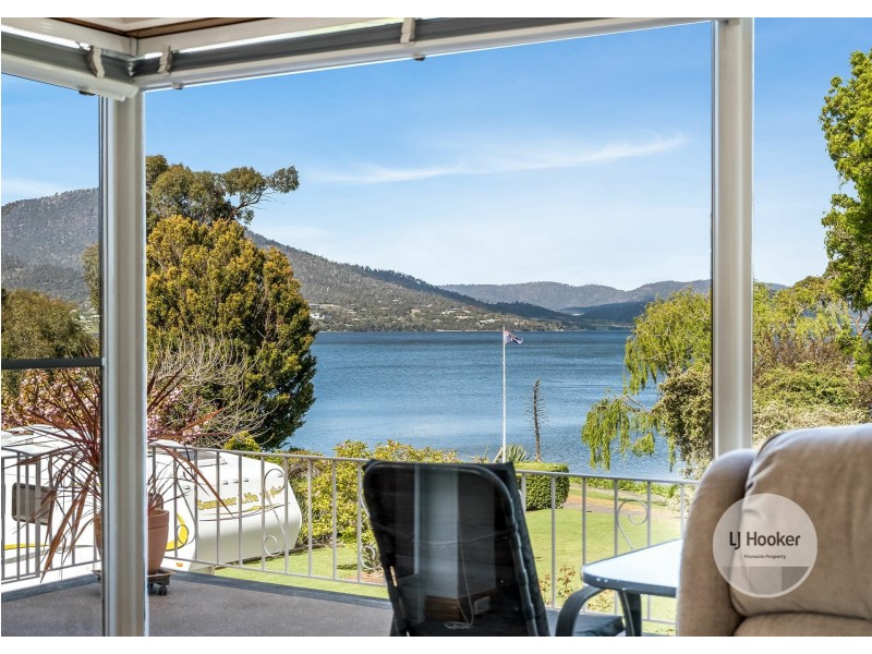 1 Lowestoft Avenue, Berriedale TAS 7011