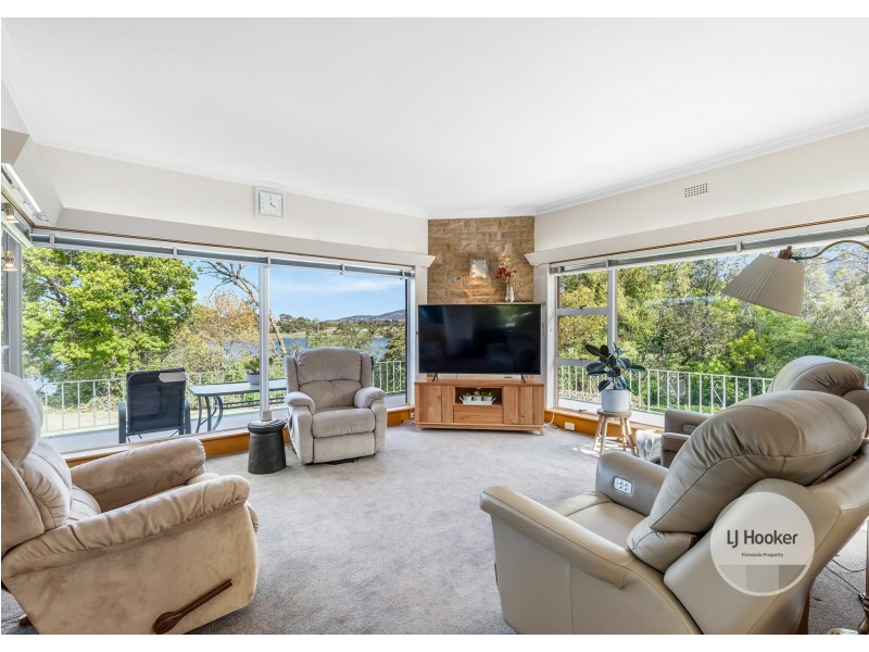 1 Lowestoft Avenue, Berriedale TAS 7011