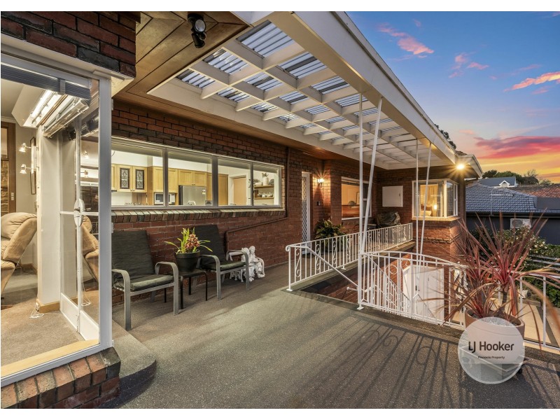 1 Lowestoft Avenue, Berriedale TAS 7011