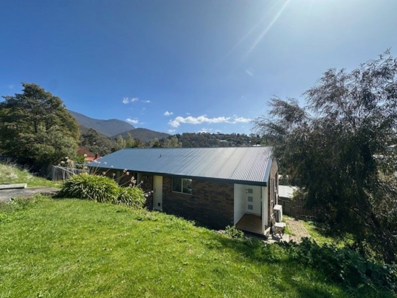 45 Sharps Road, Lenah Valley TAS 7008