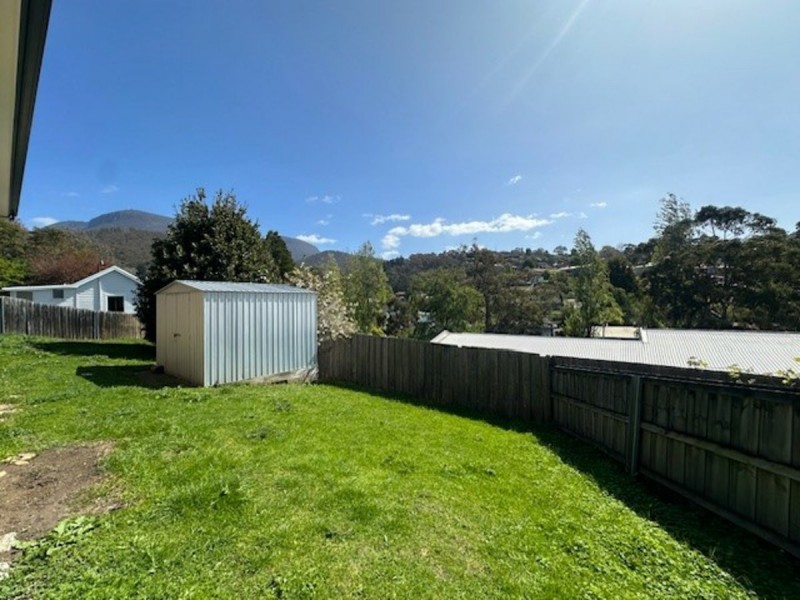 45 Sharps Road, Lenah Valley TAS 7008
