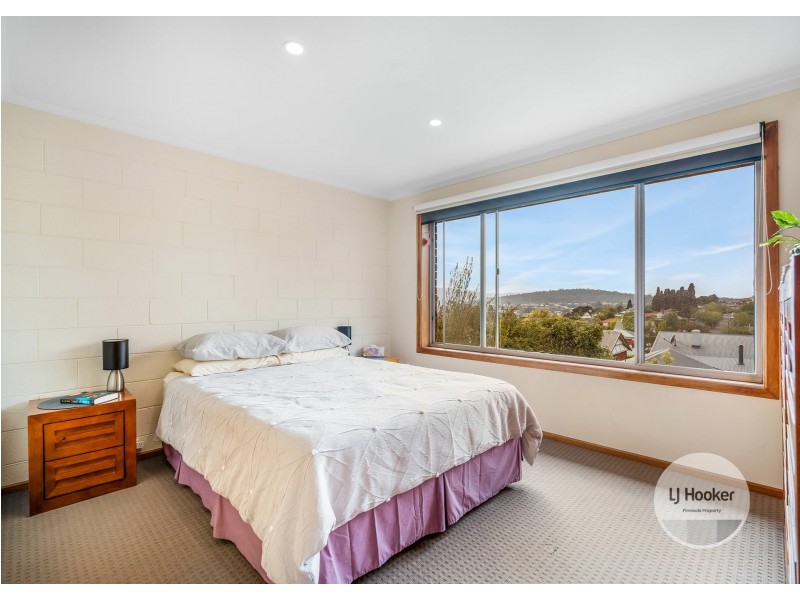 4/67 Giblin Street, Lenah Valley TAS 7008