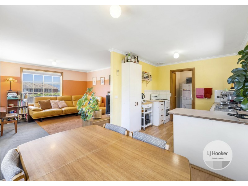 Unit 8/1 Bromby Street, New Town TAS 7008