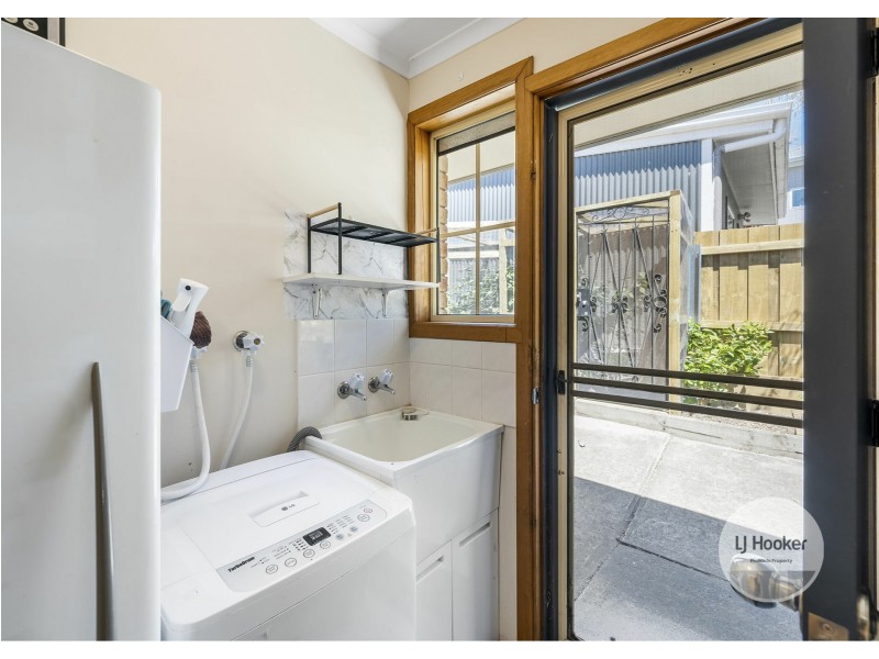 Unit 8/1 Bromby Street, New Town TAS 7008