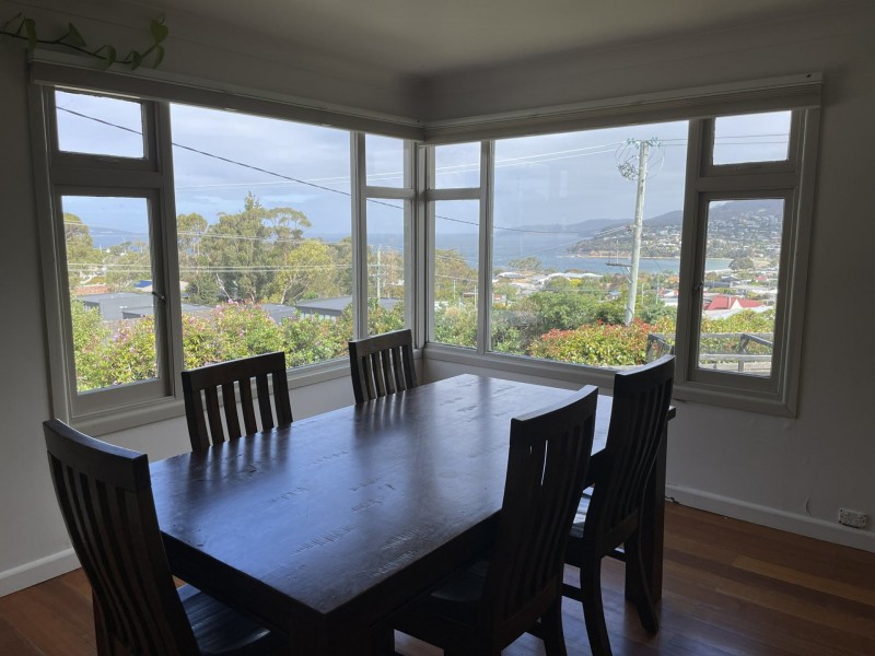 155a Roslyn Avenue, Blackmans Bay TAS 7052