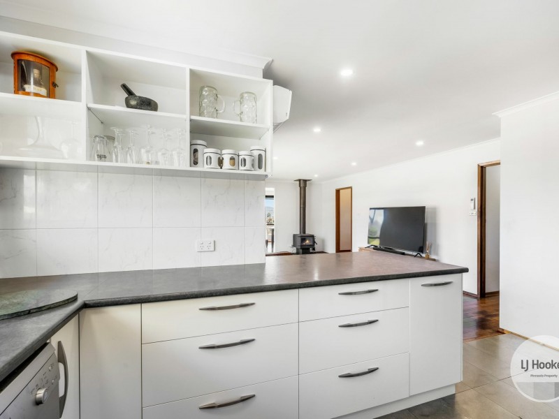 4 Hawthorn Drive, Kingston TAS 7050