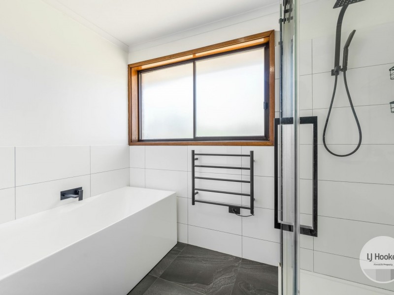 4 Hawthorn Drive, Kingston TAS 7050