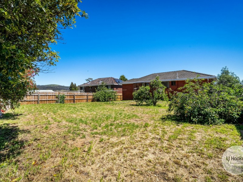 4 Hawthorn Drive, Kingston TAS 7050