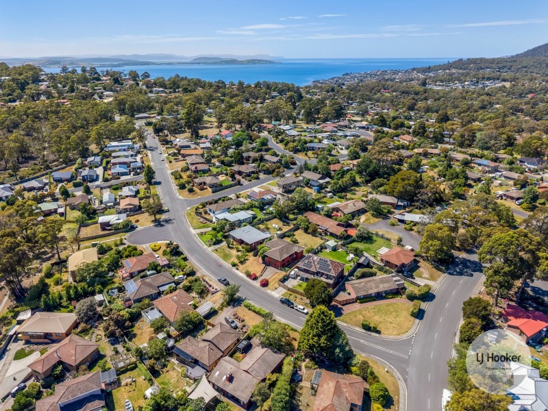 4 Hawthorn Drive, Kingston TAS 7050
