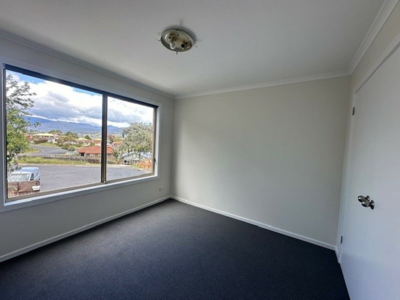 1/5 Aloomba Place, Herdsmans Cove TAS 7030
