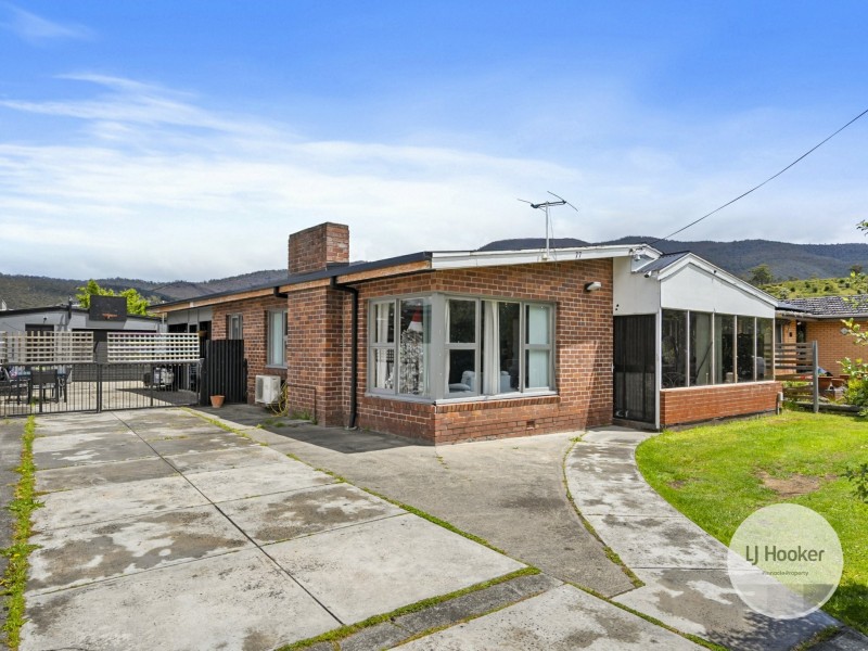 77 Hilton Road, Claremont TAS 7011