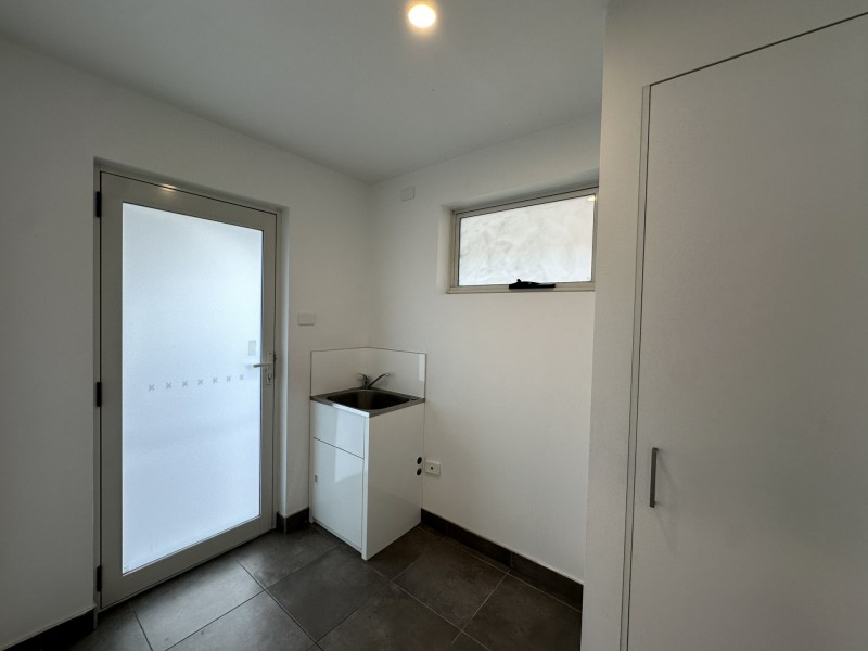 2/33 Barry Street, Glenorchy TAS 7010