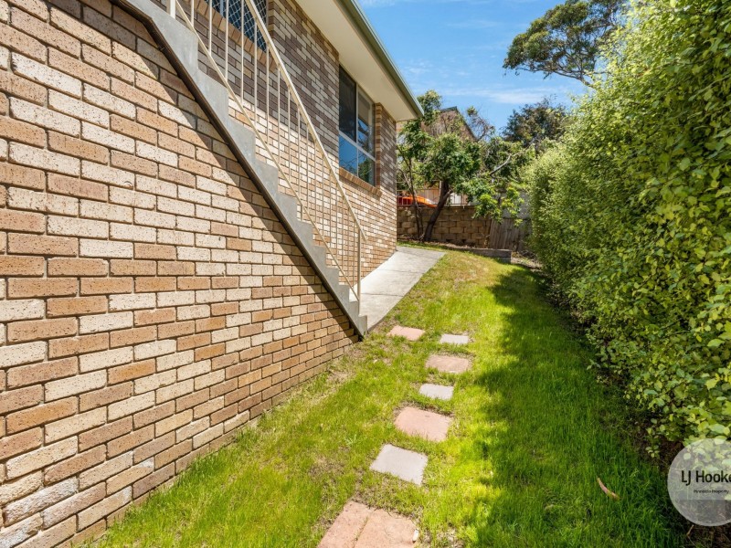 2/45 Alwyn Road, Lenah Valley TAS 7008