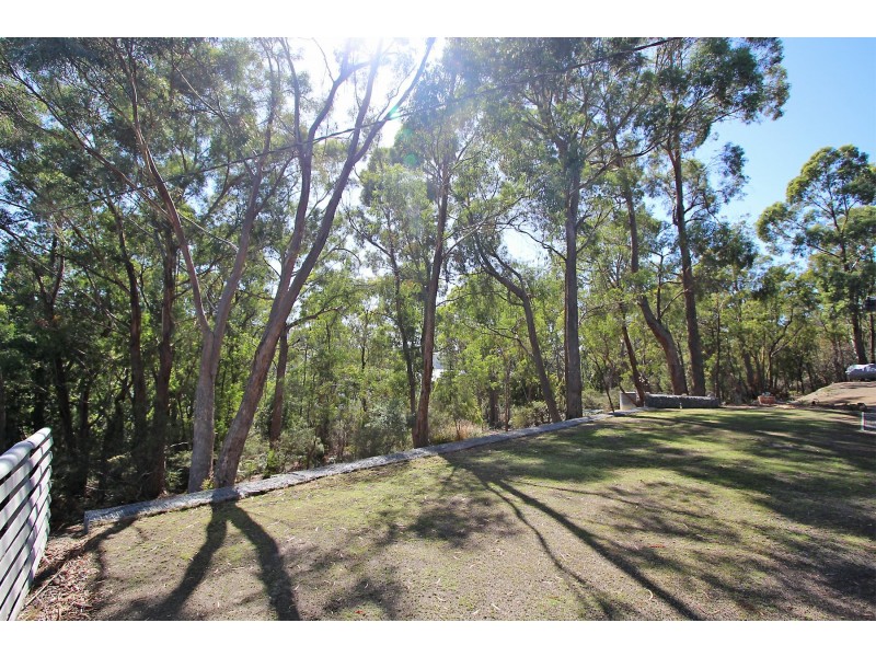 174 Manuka Road, Oyster Cove TAS 7150