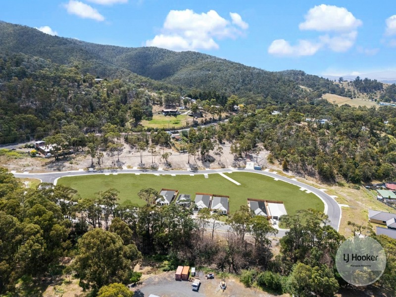 - Matteo Circle, Claremont TAS 7011