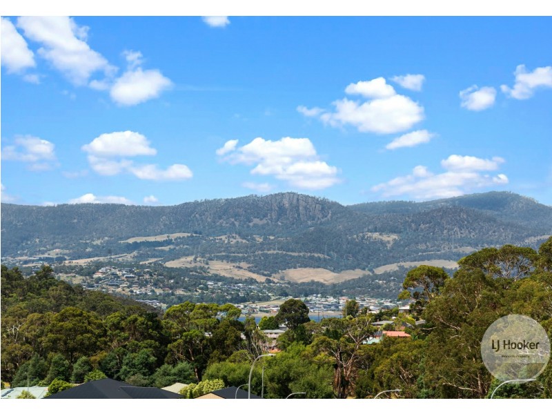 - Matteo Circle, Claremont TAS 7011