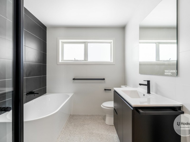 1/8 Bilton Street, Claremont TAS 7011