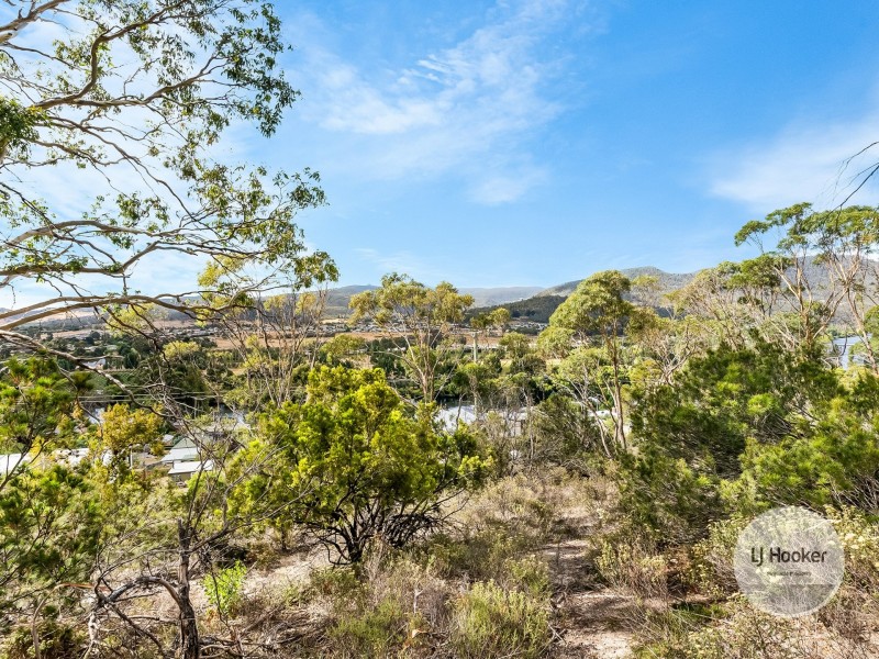 (PID: 5827 Sharland Avenue, New Norfolk TAS 7140
