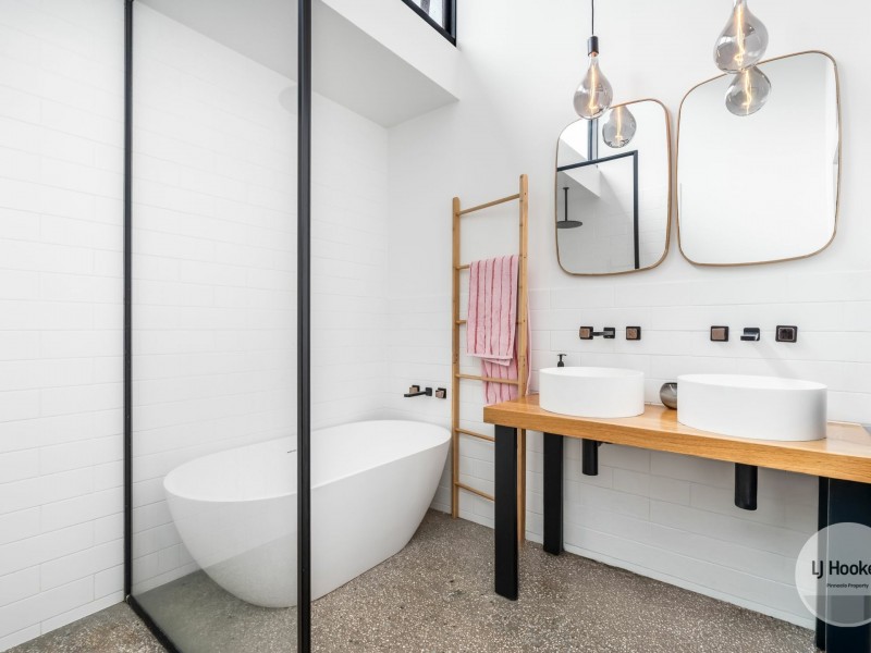 22 Manresa Court, Sandy Bay TAS 7005