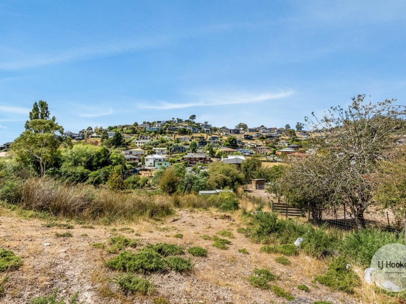 20 Ancanthe Avenue, Lenah Valley TAS 7008
