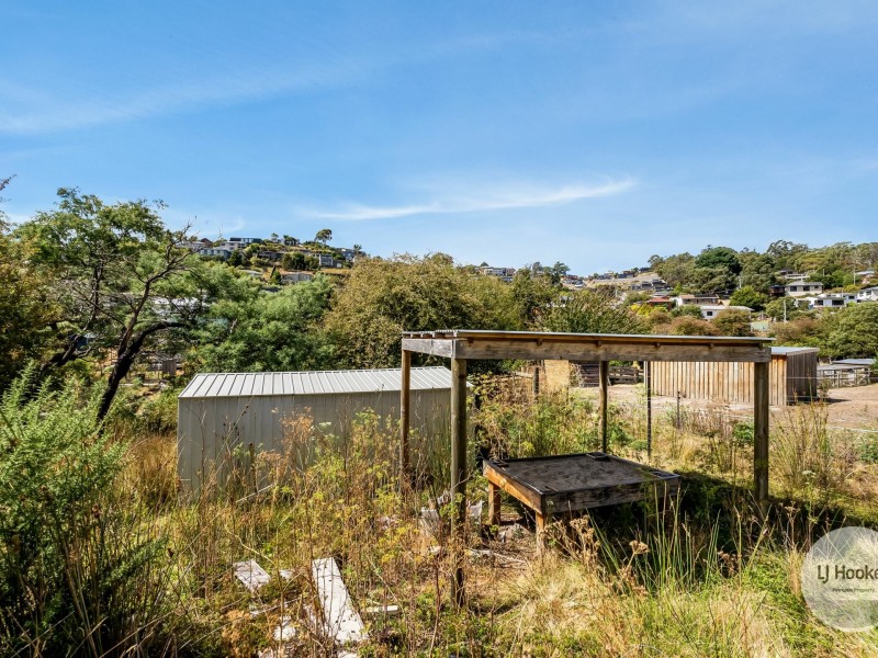 20 Ancanthe Avenue, Lenah Valley TAS 7008