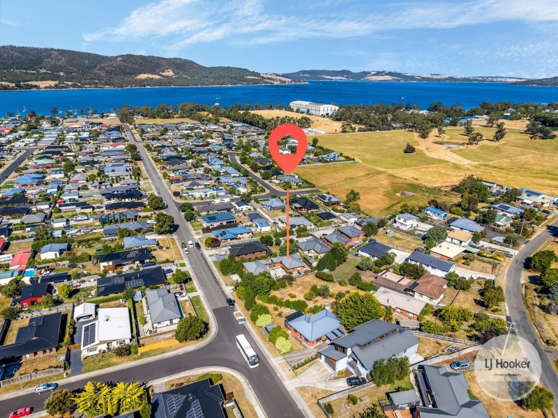 2/8 Incana Road, Margate TAS 7054