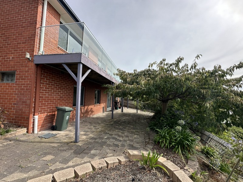 2/66 Red Chapel Avenue, Sandy Bay TAS 7005