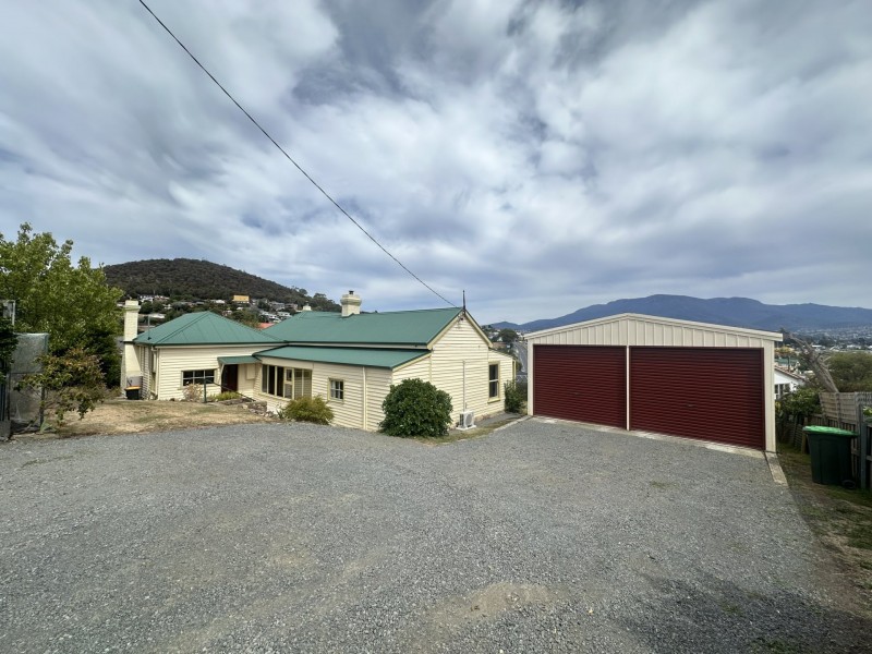 152 Gordons Hill Road, Lindisfarne TAS 7015