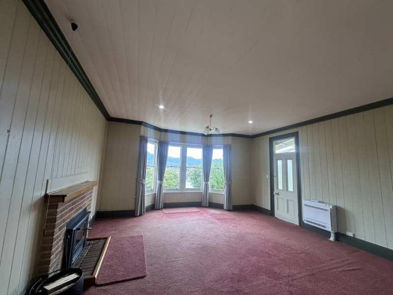152 Gordons Hill Road, Lindisfarne TAS 7015