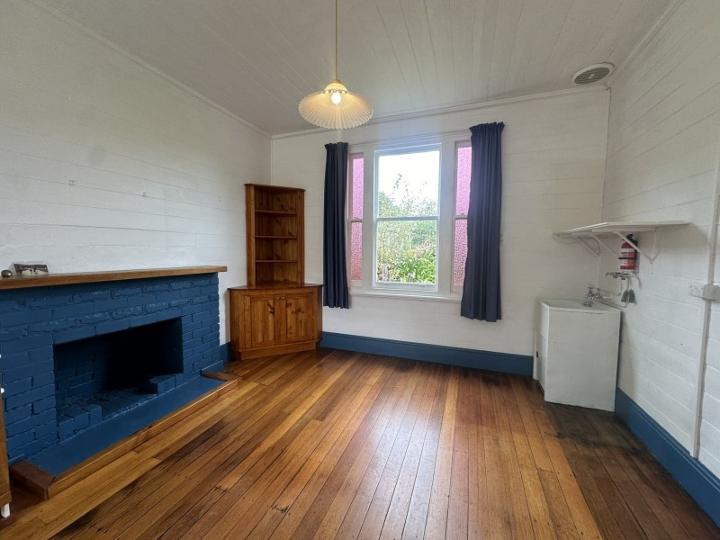 152 Gordons Hill Road, Lindisfarne TAS 7015