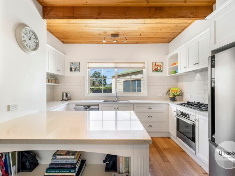 38 Beach Road, Margate TAS 7054