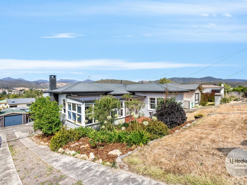 39 Southview Crescent, New Norfolk TAS 7140