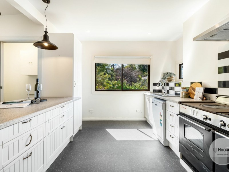 145 Channel Highway, Taroona TAS 7053