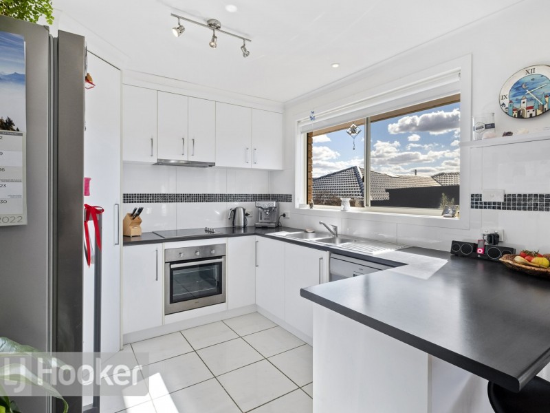 2/17 Singapore Street, Midway Point TAS 7171