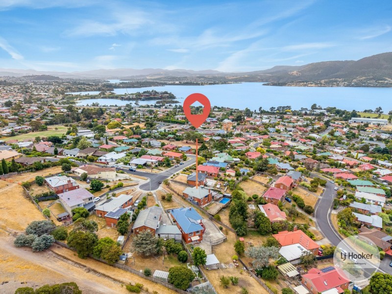 25 Barclay Crescent, Rosetta TAS 7010