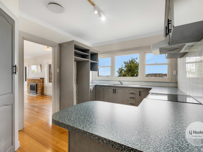 25 Barclay Crescent, Rosetta TAS 7010