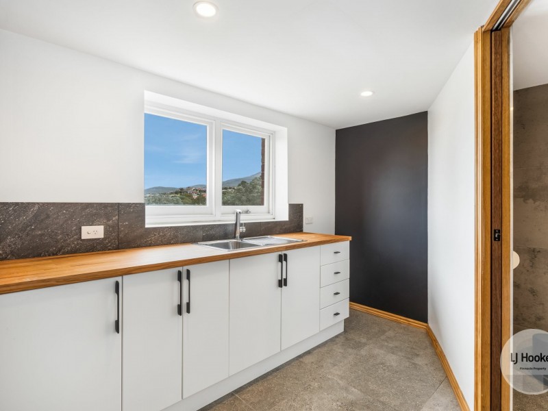 25 Barclay Crescent, Rosetta TAS 7010