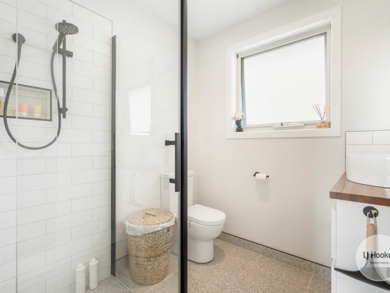 1/33 Vivian Drive, Rokeby TAS 7019