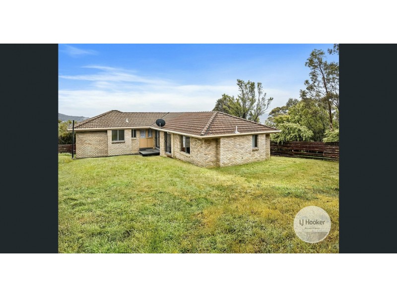 14 Lachlan Drive, Mount Nelson TAS 7007