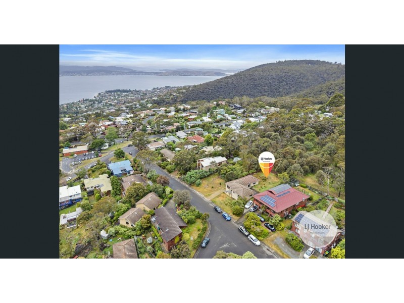 14 Lachlan Drive, Mount Nelson TAS 7007