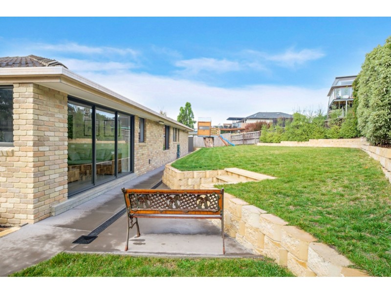 53 Illawarra Road, Blackmans Bay TAS 7052